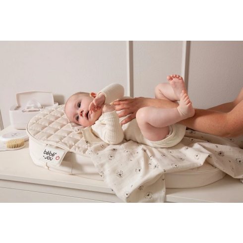 Bébé-Jou Fűthető Hullám Steppelt Pelenkázólap -  Quilted Waves - Chalk Brown