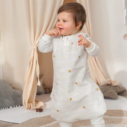 Kenguru Gold Pamut vászon Tipegő hálózsák kamáslival 3D - Felhős 6-24hó (Tog0.5)