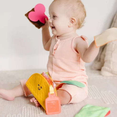 Melissa & Doug Zöldségek tacoban puha készséfejlesztő bébijáték