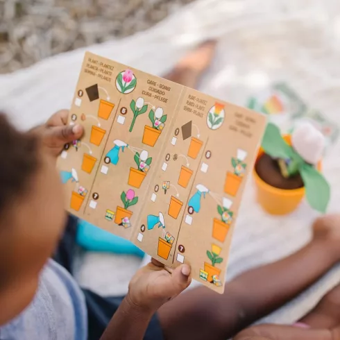 Melissa & Doug Öntöző virágkészlet