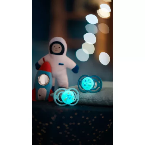 Mam Perfect Night szilikon nyugtató cumi 6+ hó - Púder Szív