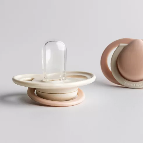 Tommee Tippee Newborn Újszülött szilikon cumi 0-2 hó 2 db - Szürke/Bézs