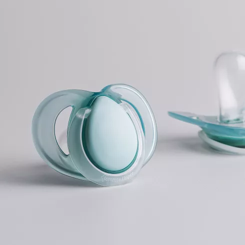 Tommee Tippee Nighttime Éjszakai nyugtatócumi 0–6 hó (2 db) - Kék