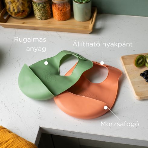 Tommee Tippee Roll 'n' Go műanyag etető előke - Terrakotta