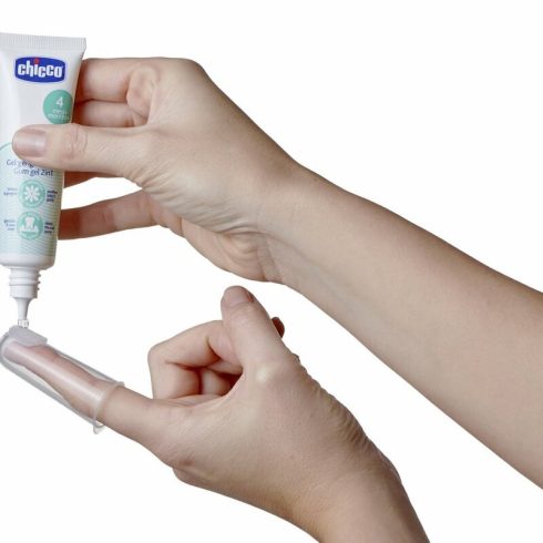 Chicco Oral Gel Set - Ínytisztító gél szett ujjfogkefével és tartótokkal