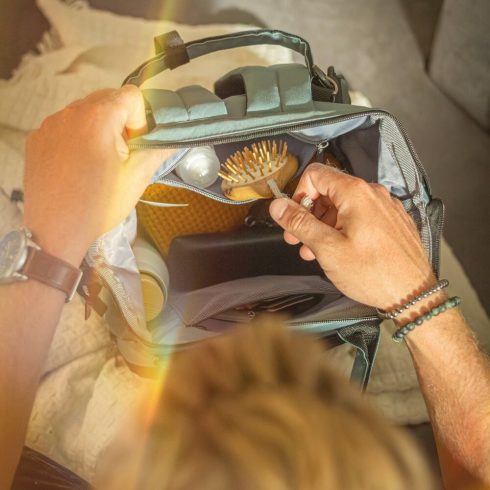 PETITE&MARS Pelenkázó hátizsák babakocsira Jack - Catchthemoment sorozat Misty Green