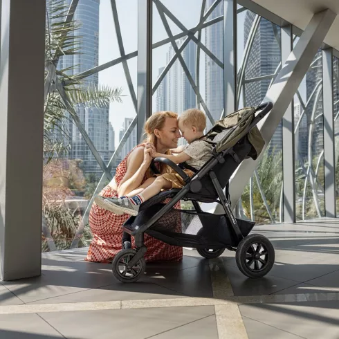 PETITE&MARS Airwalk sport babakocsi - Perfect Black