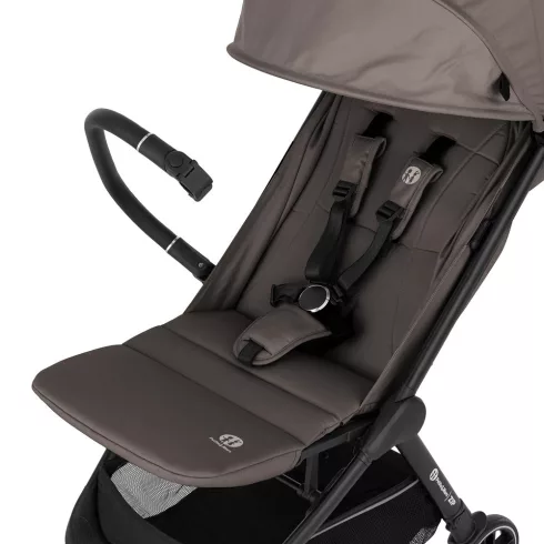 PETITE&MARS Sport babakocsi Zip - Creamy Cocoa