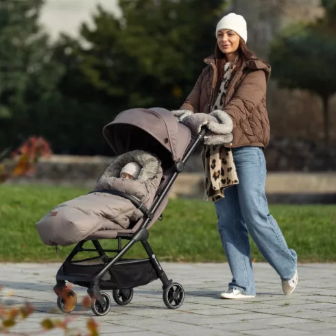 PETITE&MARS Sport babakocsi Zip - Smoky Anthracite