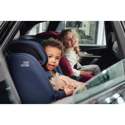 Britax Römer Versafix Gyerekülés 76-150 cm - Space Black