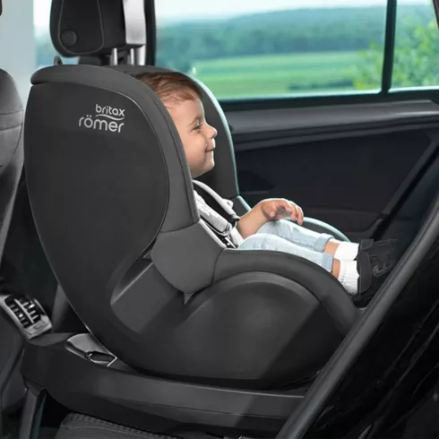 Britax Römer Dualfix M Style 360° fokban forgatható autósülés 61–105 cm - Teak