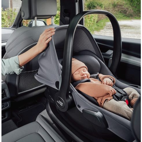 Britax Römer Baby-Safe Core autós hordozó 40–83 cm - Midnight Grey