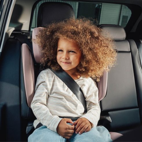 Britax Römer KIDFIX PRO M Syle biztonsági gyerekülés – 100–150 cm (i-Size) - Dusty Rose